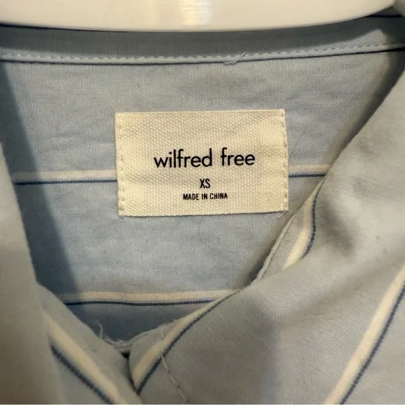 Wilfred Women’s Sky Blue Pinstripe Set Shirt & Shorts - Picture 3 of 6